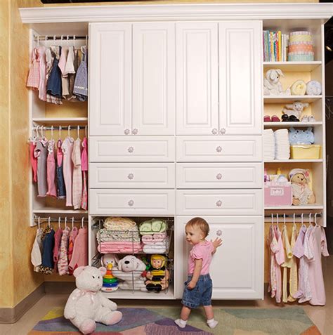 I Heart Pears: Organization ideas for baby closets
