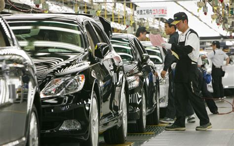 Workers at Japan's auto giant Toyota mot