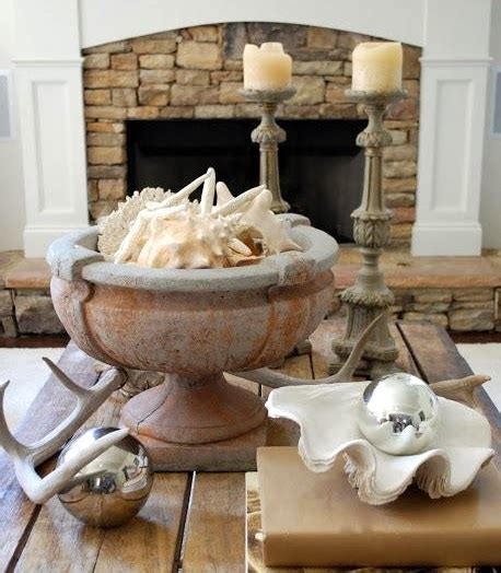 Clam Bowls Filled With Christmas Cheer Decorating Ideas