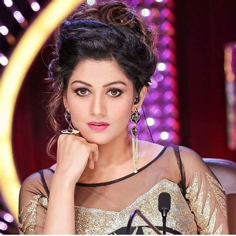 Radhika Kumaraswamy Latest Hot Photos In Saree Indian Filmy Actress