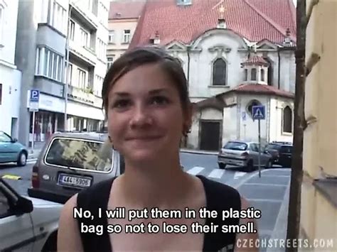 Czech Streets Veronika Blows Dick For Cash Amateur Porn By Czech Streets Channel XHamster