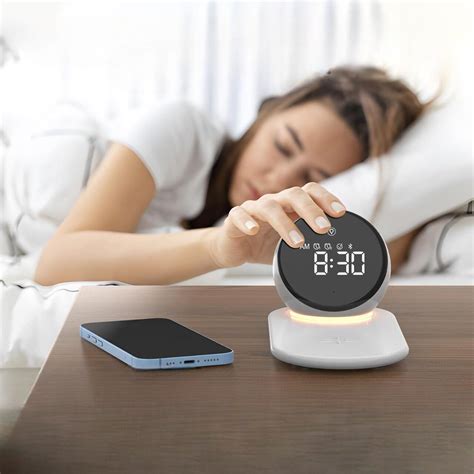 Wakey Wakey The Wireless Charging Alarm Clock Reviewed For The Perfect