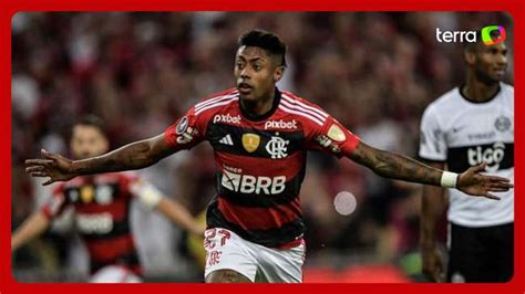 Flamengo Chega A Um Acordo Spartak Moscou Pela Compra De Ayrton Lucas