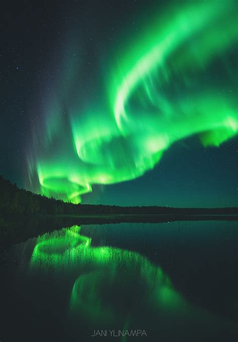 Aurora Borealis over Finland photographed by Jani Ylinampa on 14 ...