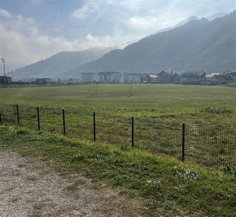 Zavr Eni Radovi Na Postavljanju Ograde Oko Stadiona Fk Fojnica