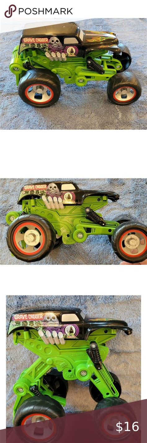 Grave Digger Hot Wheels Monster Jam Truck Mega Air Jumper 1 24 Scale Hot Wheels Monster Jam