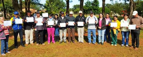 Indert Entreg T Tulos Y Certificados A Familias Campesinas De Caaguaz