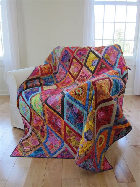 Kaffe Fassett Bordered Diamonds Quilt Colorful Quilts Bright Quilts Diamond Quilt