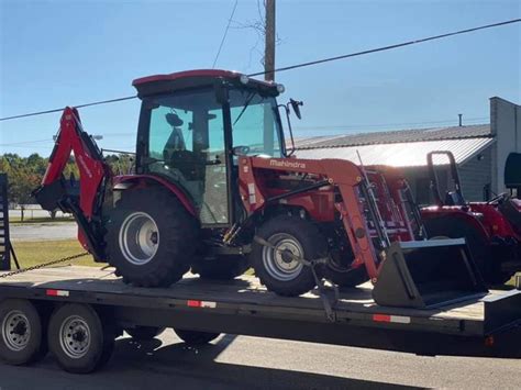 Mahindra Hst Cab Tlb Tractor Loader Backhoe