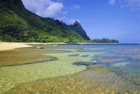 Tunnels Beach: How to Explore the Secluded Makua Beach