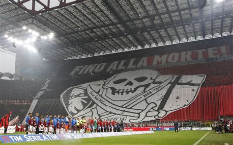 Derby Di Milano Le Coreografie Di Milan E Inter Foto Sportmediaset