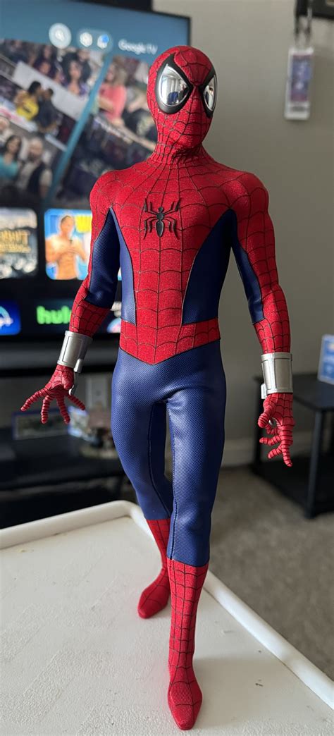 Hot Toys The Amazing Spiderman Comic Version Page Collector