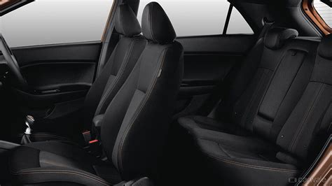 i20 Active Interior Image, i20 Active Photos in India - CarWale