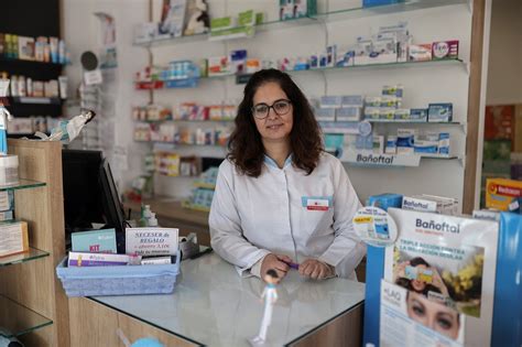 Ce Salariu Au Ajuns Sa Aib Farmacistele De La Catena I Doctor Max N