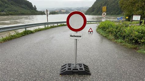 Ardagger Wallsee Neustadtl Hochwasserlage Im Bezirk Amstetten Spitzt