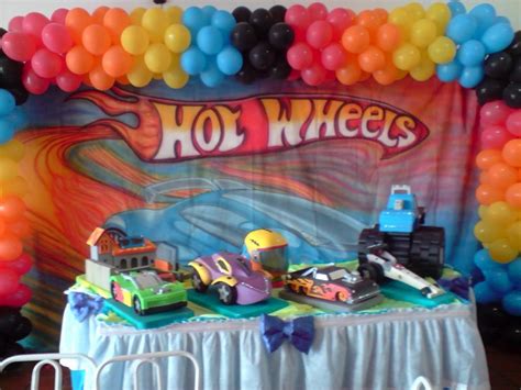 Decoração para Festa Tema Hot Wheels