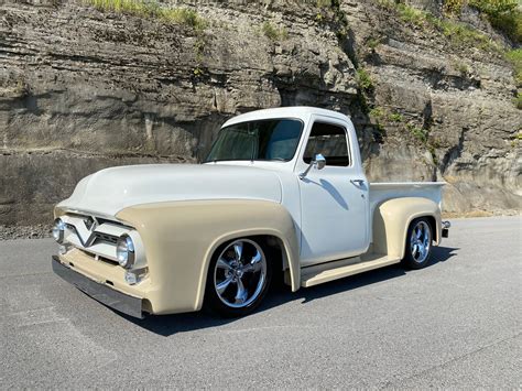 1954 Ford F100 | 427 Garage