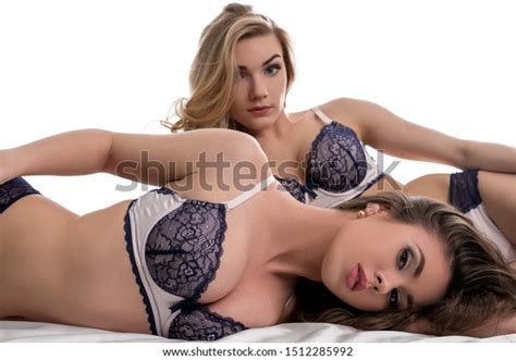 18 598 Two Naked Women Images Stock Photos Vectors Shutterstock