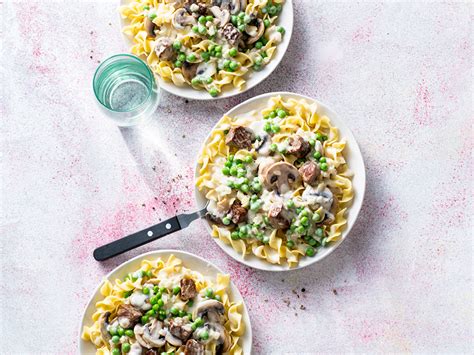 Creamy Beef Stroganoff With Peas Savory