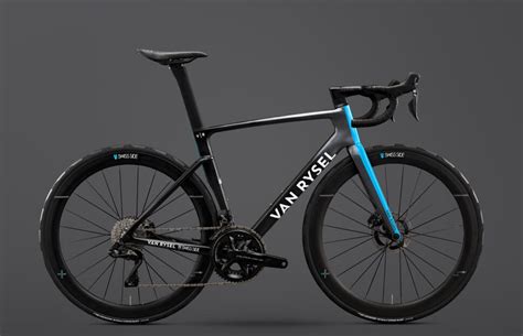 A la vente la réplique Van Rysel RCR Pro de Decathlon AG2R La Mondiale