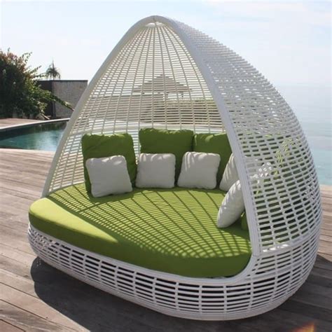 Dynasty Daybed with Canopy – Decorum Furniture