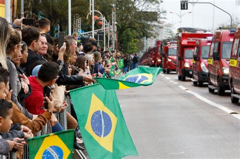 Desfile De De Setembro Confira Como Fica O Tr Nsito Em Joinville