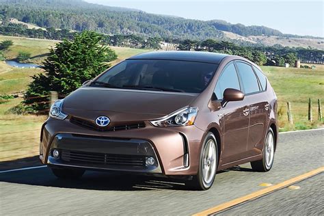 Toyota Prius V Review Ratings Edmunds Lupon Gov Ph