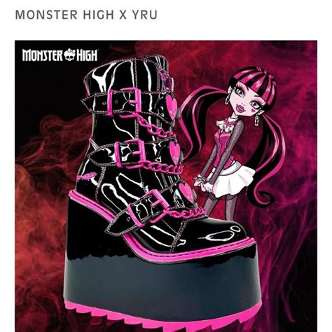 Monster High Draculaura Dune Lo Boots In Monster High Shoes