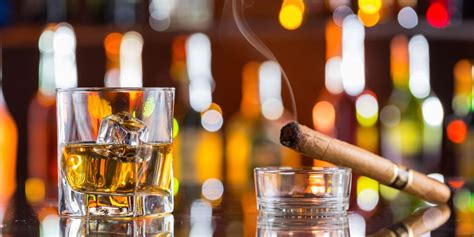 How To Find The Best Cigar Bars For Enjoying An Evening Out With Friends