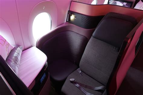 Review: Qatar Airways A350 Qsuite from Frankfurt to Doha