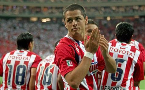 ¿regresará Chicharito A Chivas La Fanaticada Se Ilusiona Con Que