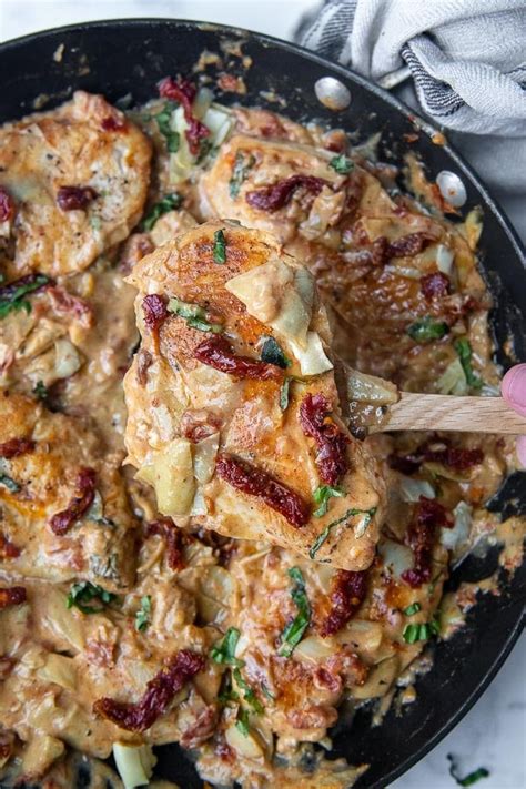 Creamy Sun Dried Tomato Artichoke Chicken Quick Quick And Easy