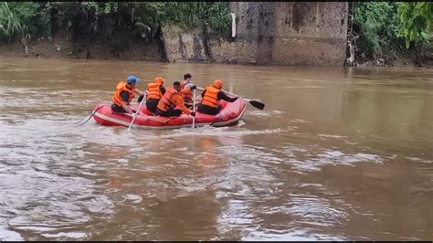 Geger Mayat Wanita Di Garut Ditemukan Terapung Di Bawah Jembatan Copong