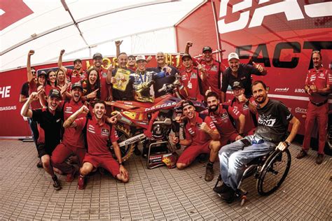 Jorge Prado Campe N Del Mundo De Mxgp Motorbike Magazine