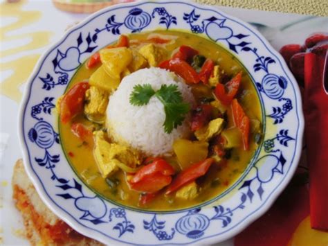 Fruchtiges Putencurry Im Wok Mit Basmatireis Rezept Kochbar De