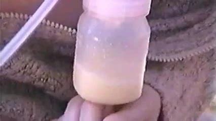 Madura Sacando Leche De Sus Grandes Senos Amateur Porn XHamster