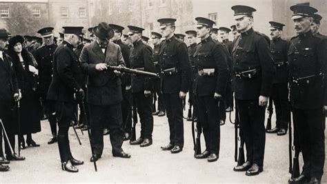 Who Were The Black And Tans And The Auxiliaries