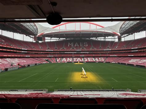 What a stadium ! : r/benfica