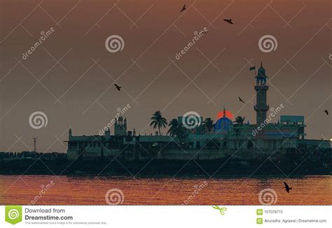 Haji Ali Mosque Mosque And Darga Is A Place Of Worship For Sunni ...