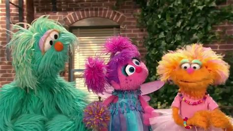 Sesame Street Find That Habitat Penguin Youtube