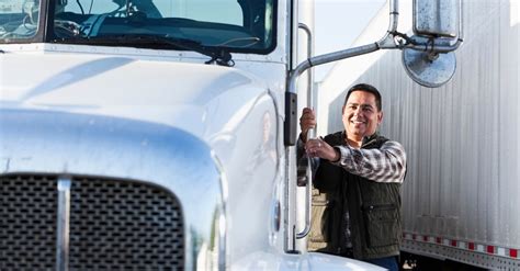 How to Become a Truck Driver | TransForce