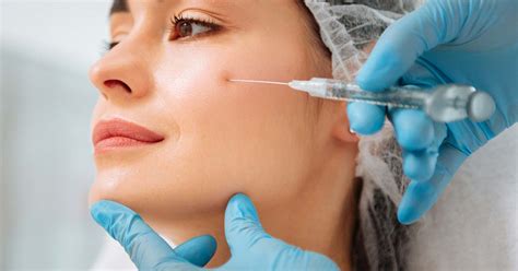 Pourquoi Faire Une Injection De Botox Pour Les Rides Du Lion