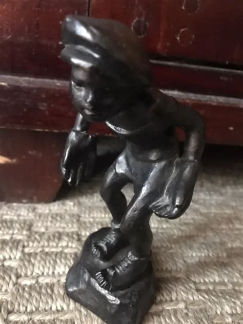 ANCIENNE BELLE STATUE Gardien de but Football en métal H 13 cm EUR 49