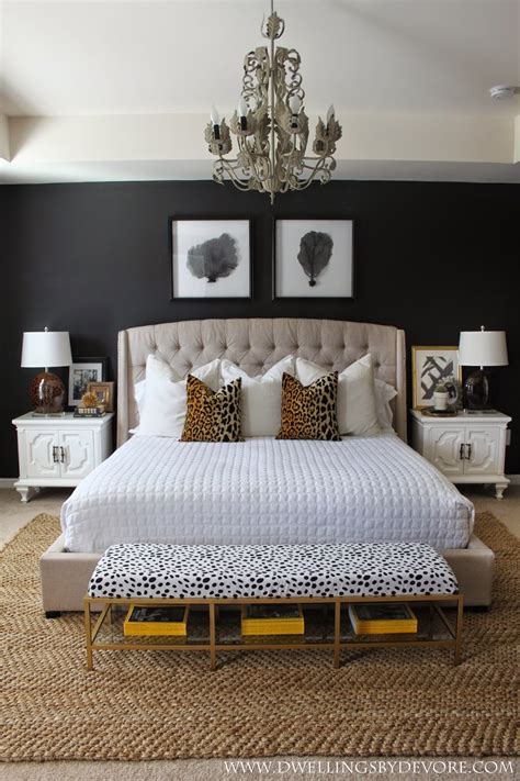 Best Gold Black And White Bedroom Basic Idea | Home decorating Ideas