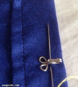 5 ways to stitch a {Hook} perfectly on to your clothes - Sew Guide