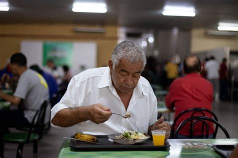 Vr Restaurante Popular Passa A Aceitar Pix E Cart Es De Cr Dito E