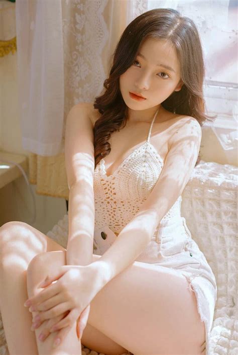 T Ng H P Nh Bikini L H Ng C A Nh Ng Hot Girl Trung T M Ngo I Ng I H C Th D U M T