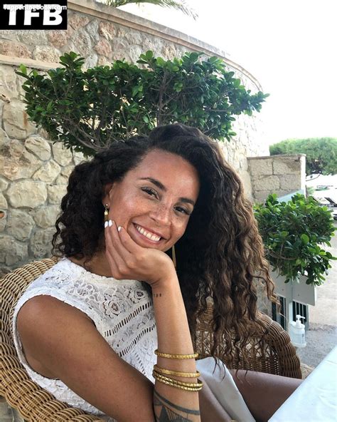 Domitila Barros Nude OnlyFans Leaks Fappening FappeningBook