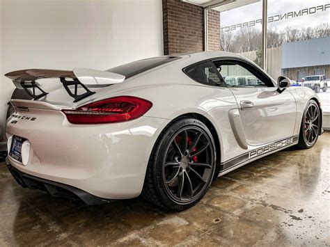 Porsche Cayman Gt White And Black Deman Motorsport