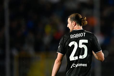 Manchester United Face New Threat In Bid To Sign Adrien Rabiot On Free